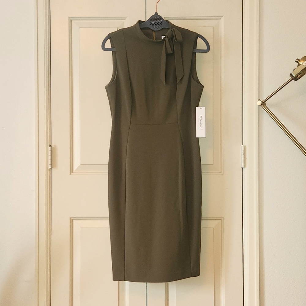 Calvin Klein sleeveless dress with bow